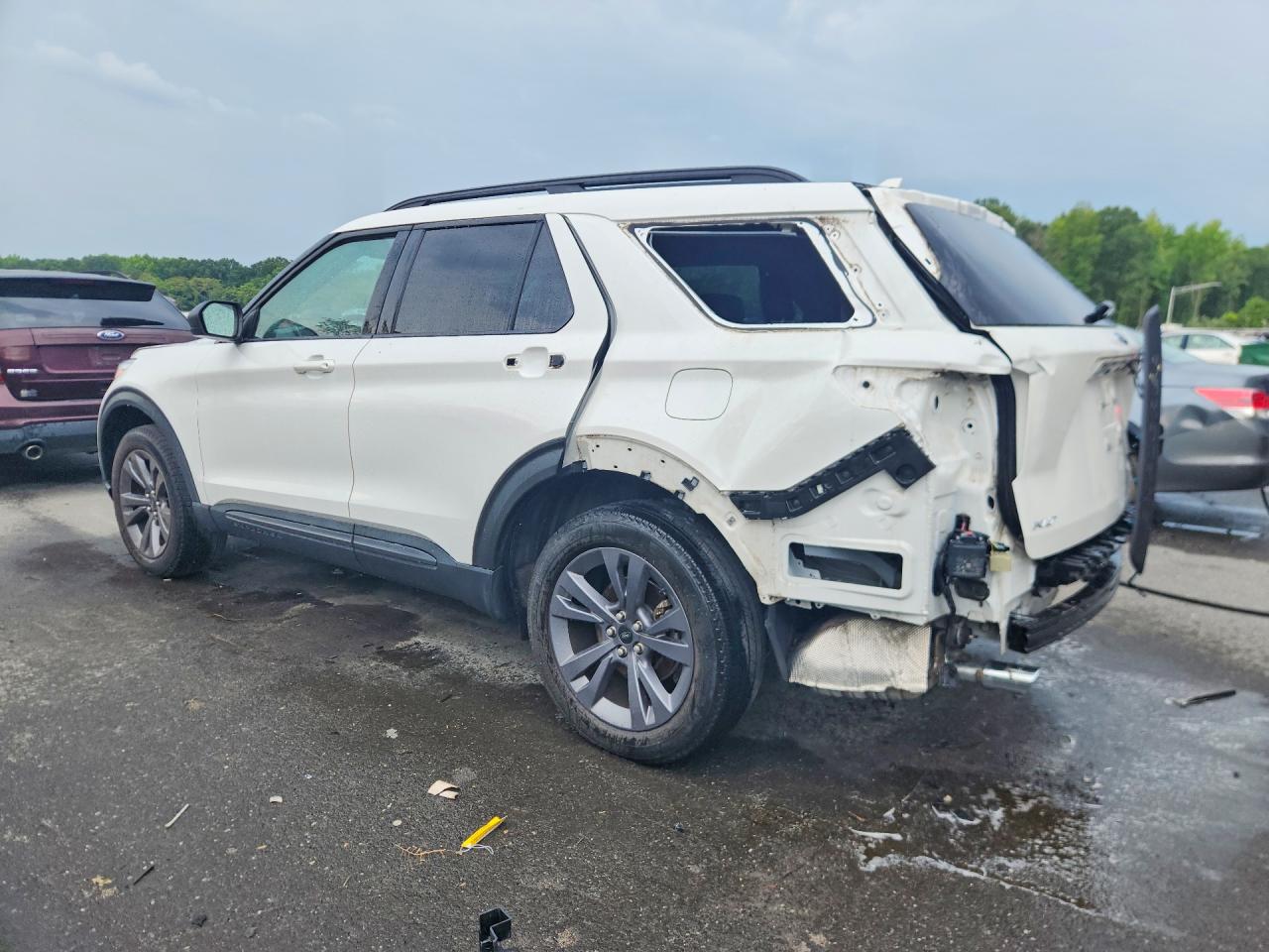 2021 FORD EXPLORER XLT — снимка 2