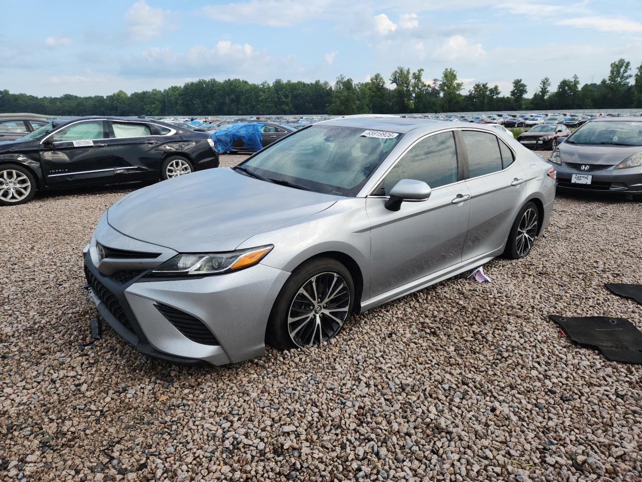 2020 TOYOTA CAMRY SE