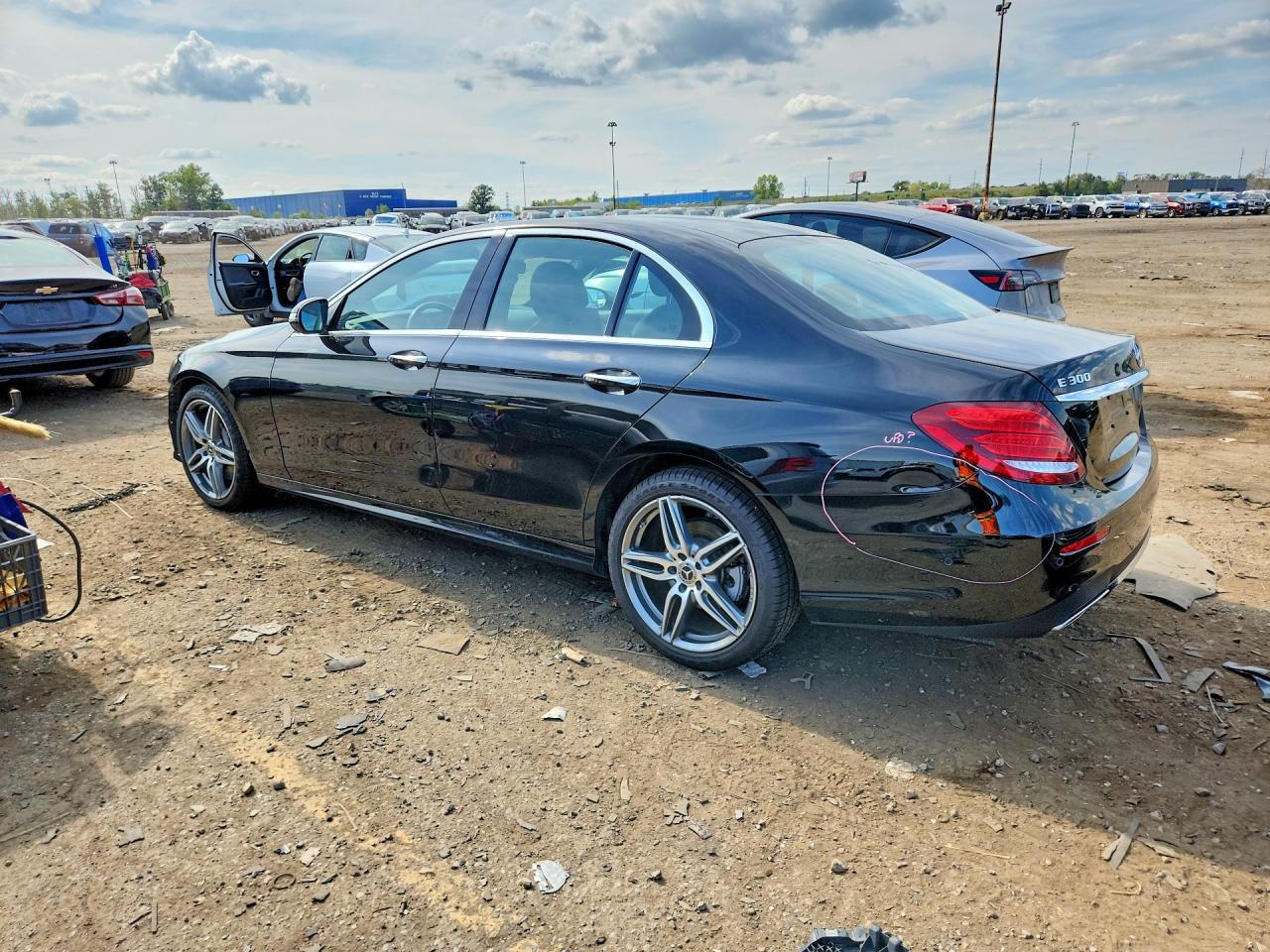 2019 MERCEDES-BENZ E 300 4MATIC — снимка 2