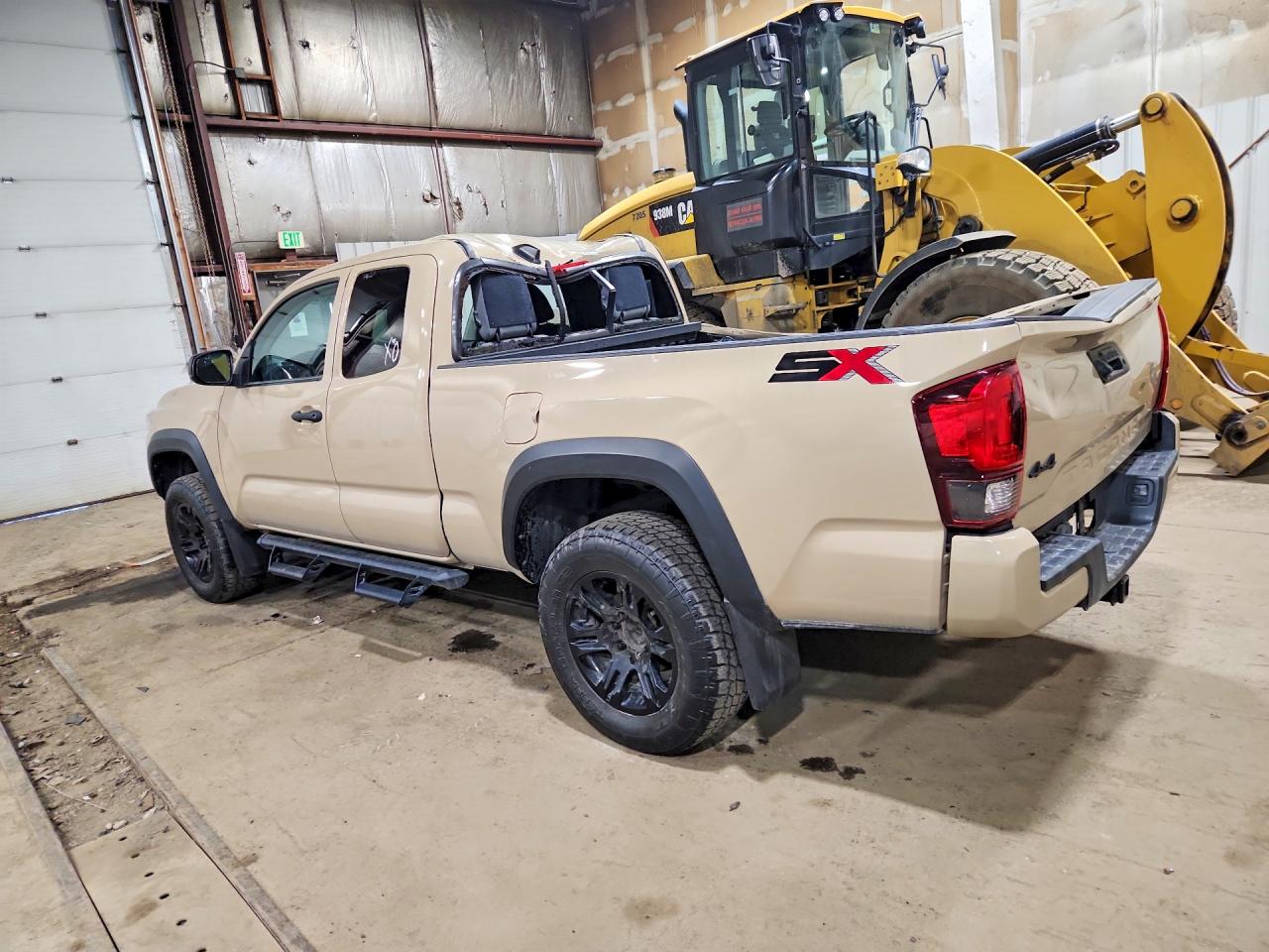 2020 TOYOTA TACOMA SR V6 — снимка 2