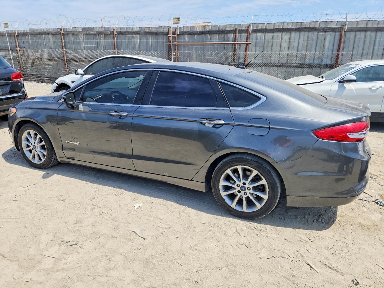 2017 FORD FUSION SE HYBRID — снимка 2
