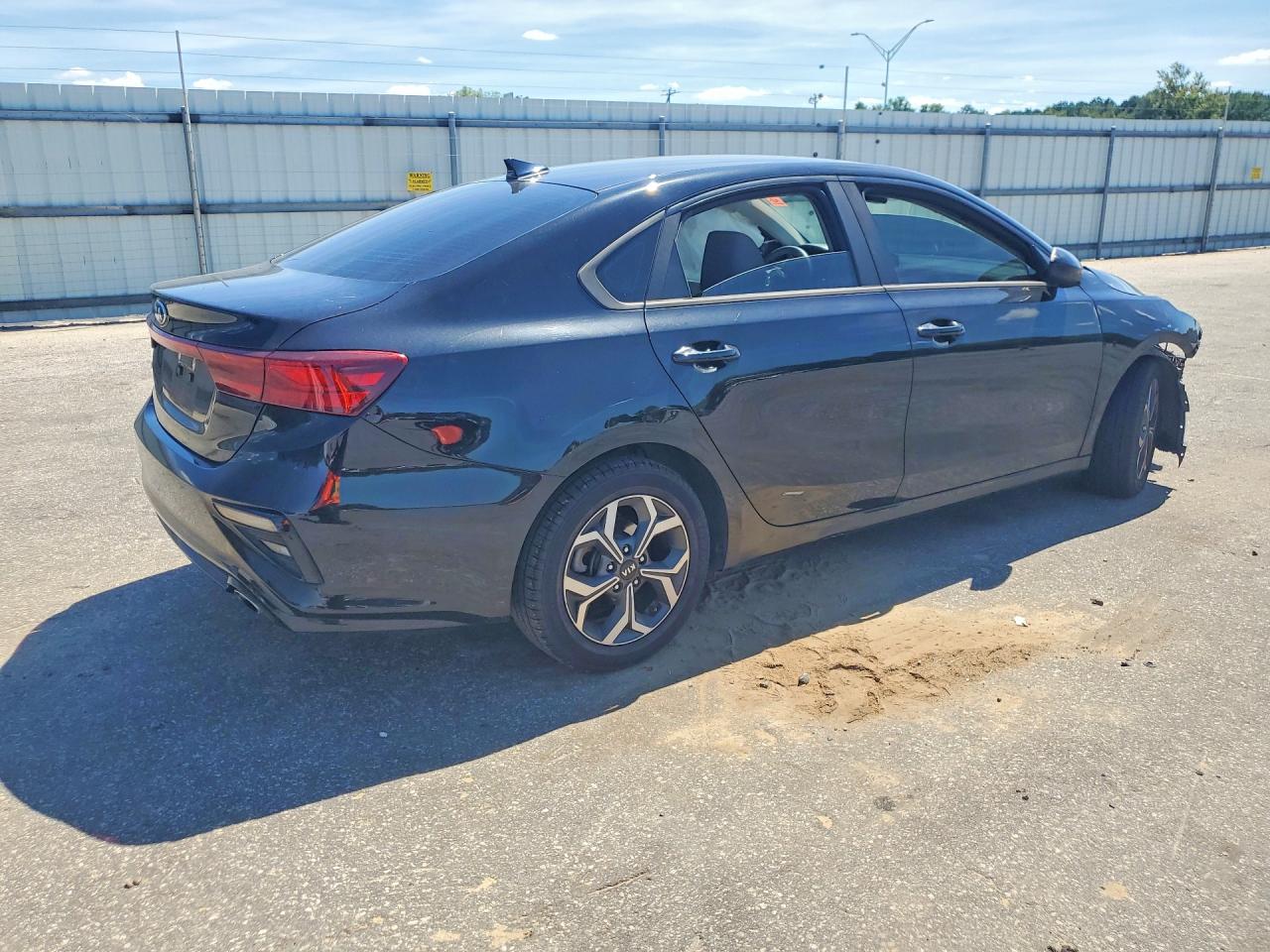2019 KIA FORTE LXS — снимка 3