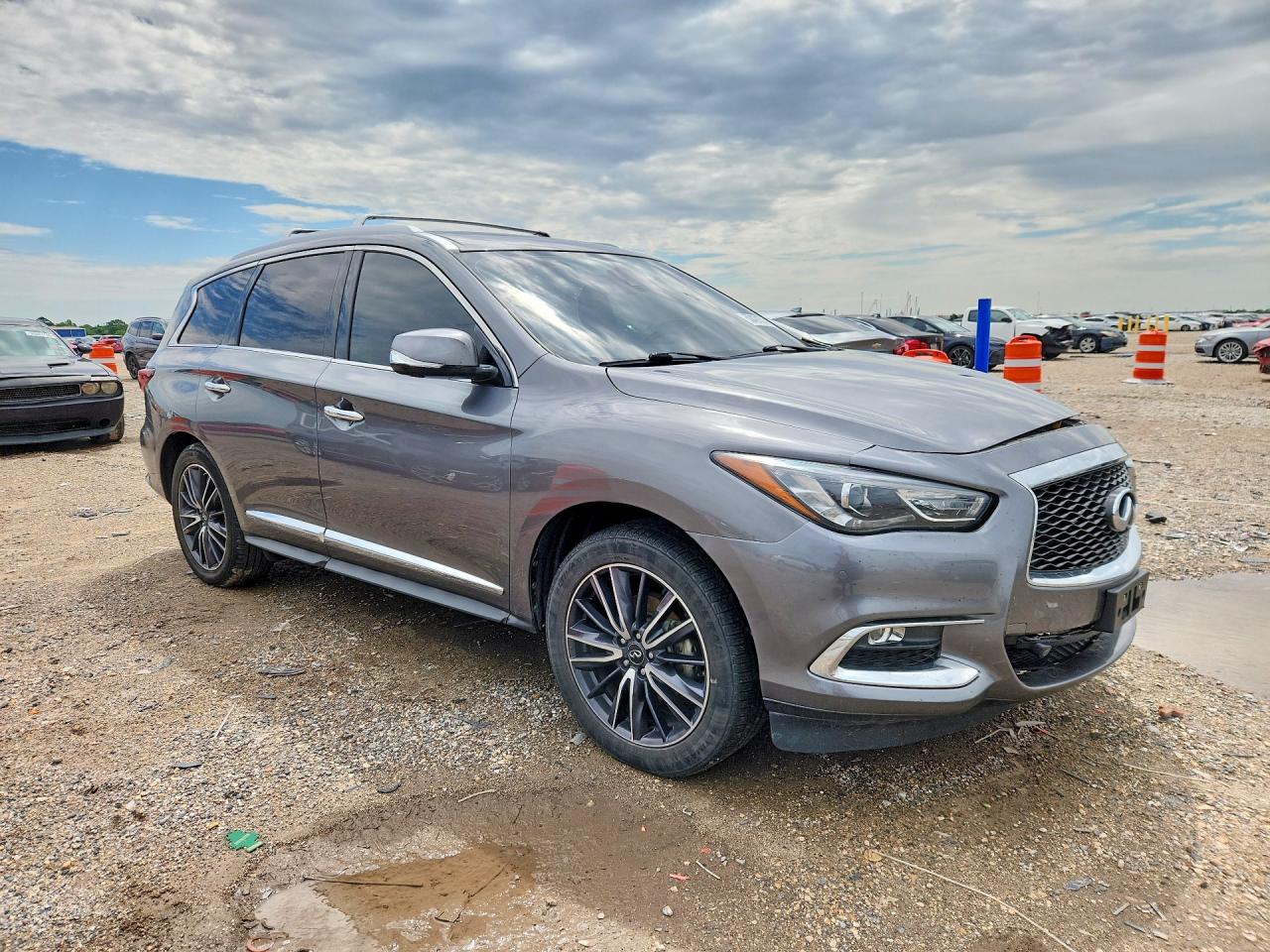 2019 INFINITI QX60 LUXE — снимка 4