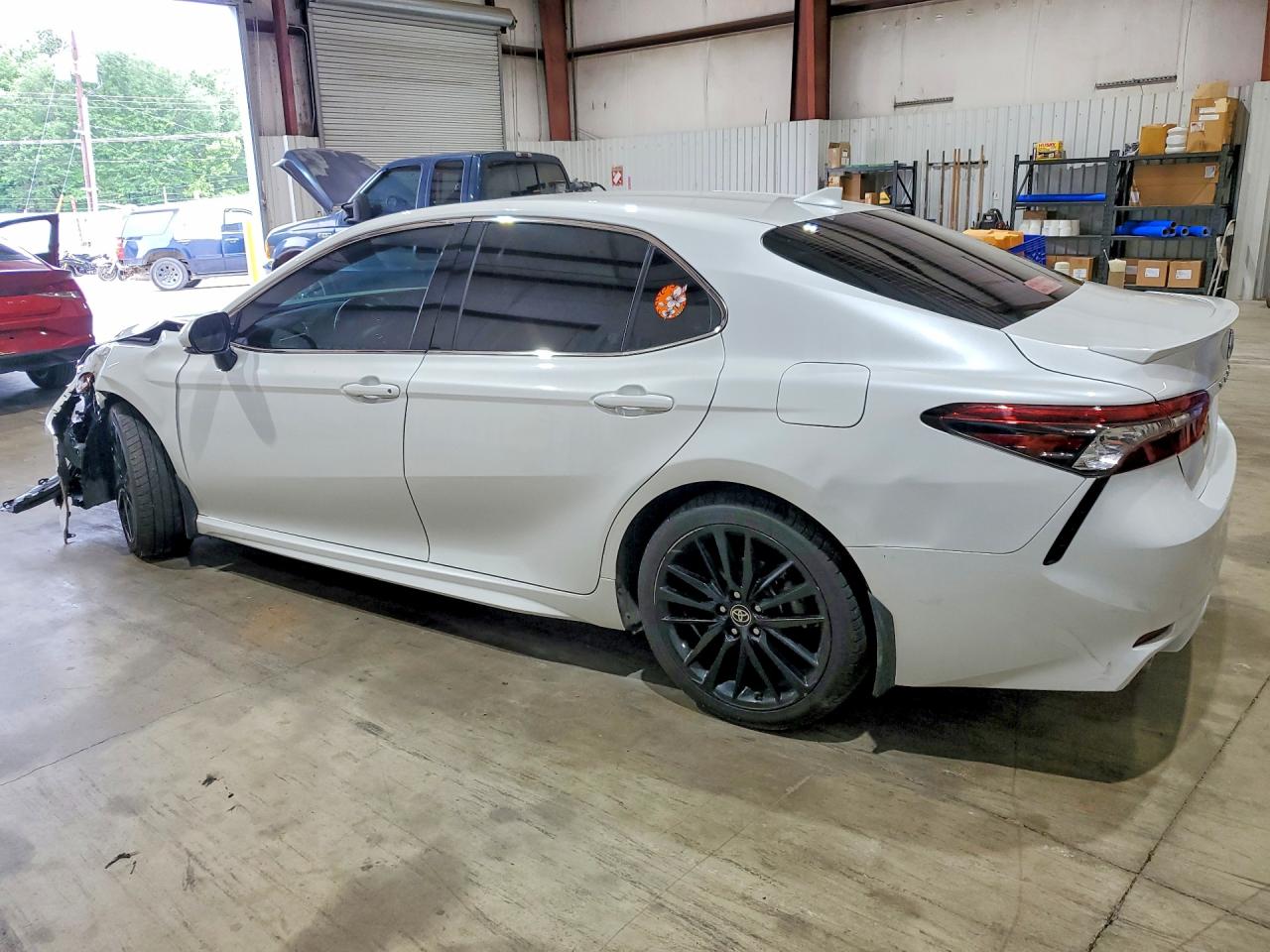 2024 TOYOTA CAMRY XSE — снимка 2