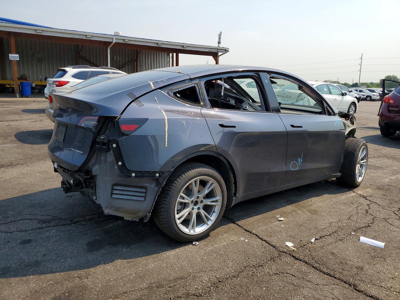 2023 TESLA MODEL Y — снимка 3