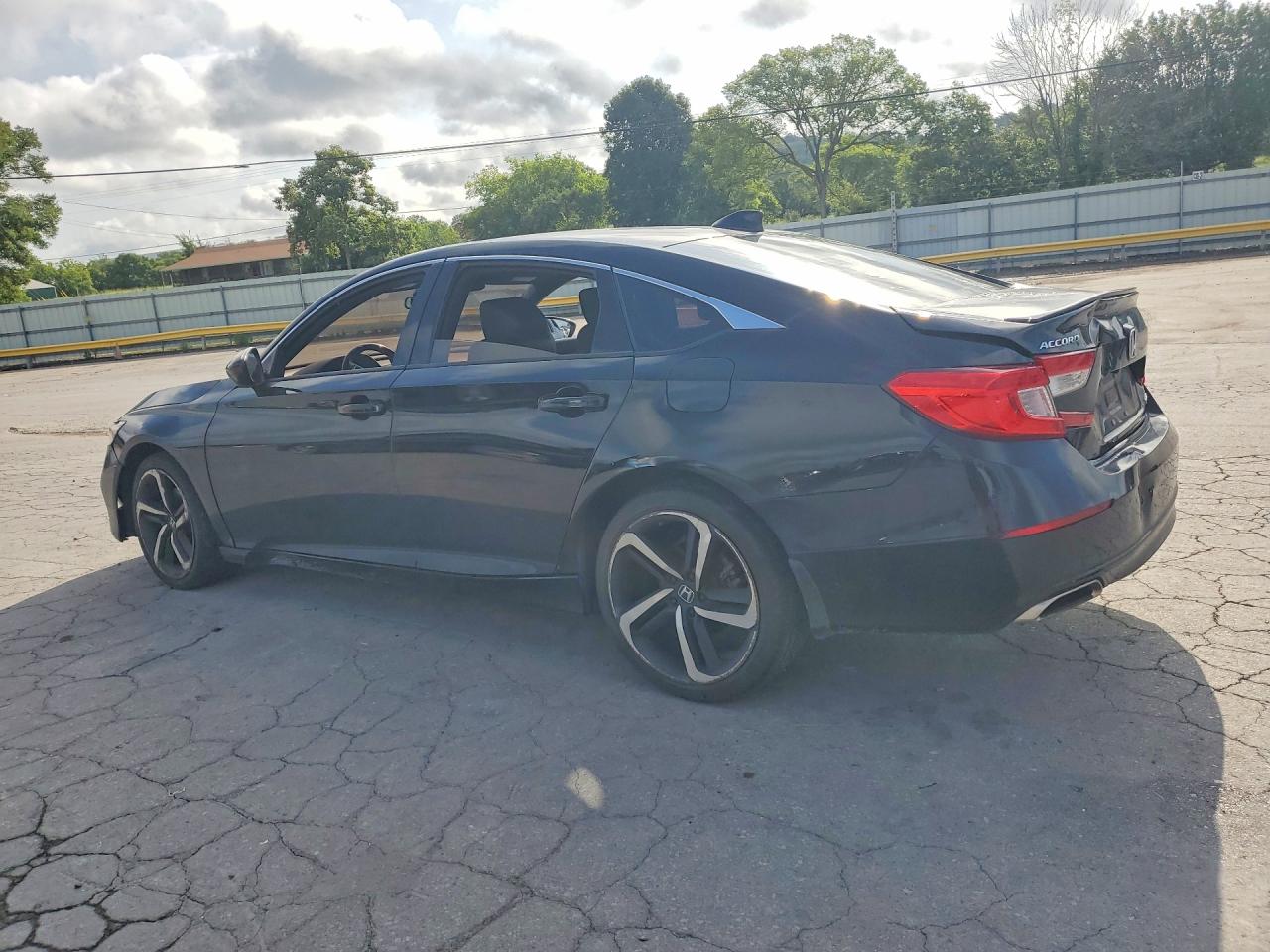 2020 HONDA ACCORD SPORT — снимка 2