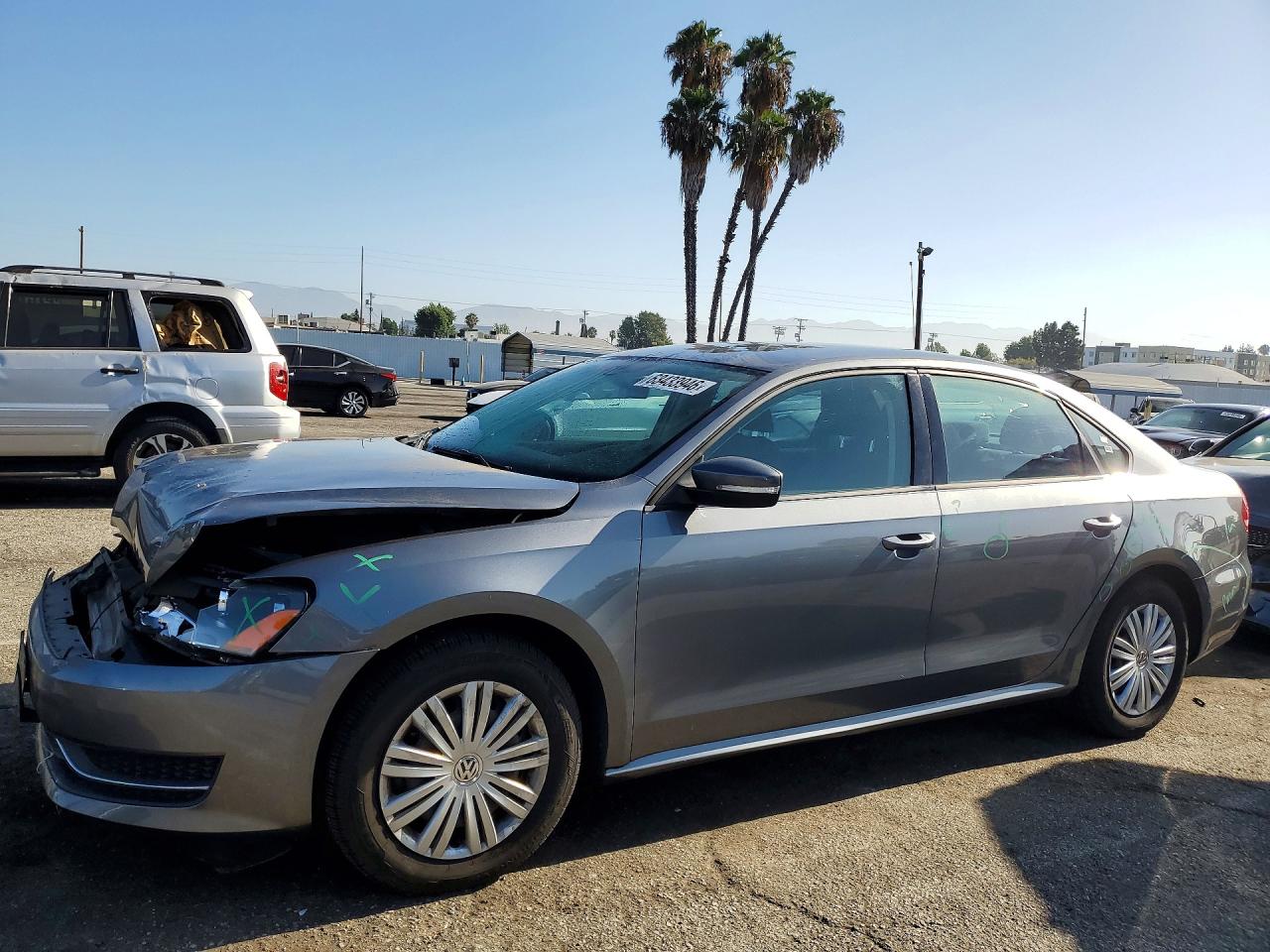 2015 VOLKSWAGEN PASSAT S