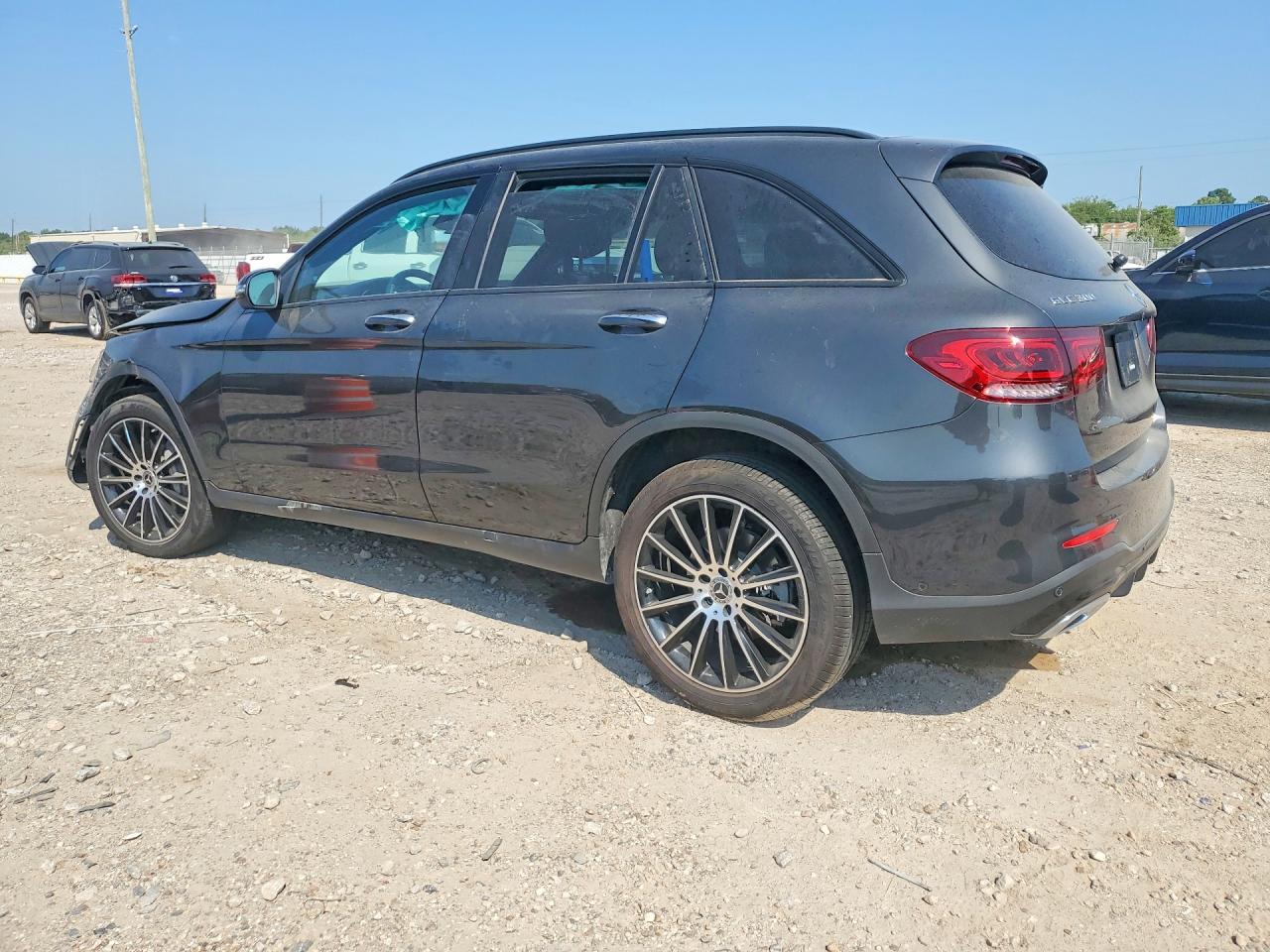 2022 MERCEDES-BENZ GLC 300 4MATIC — снимка 2