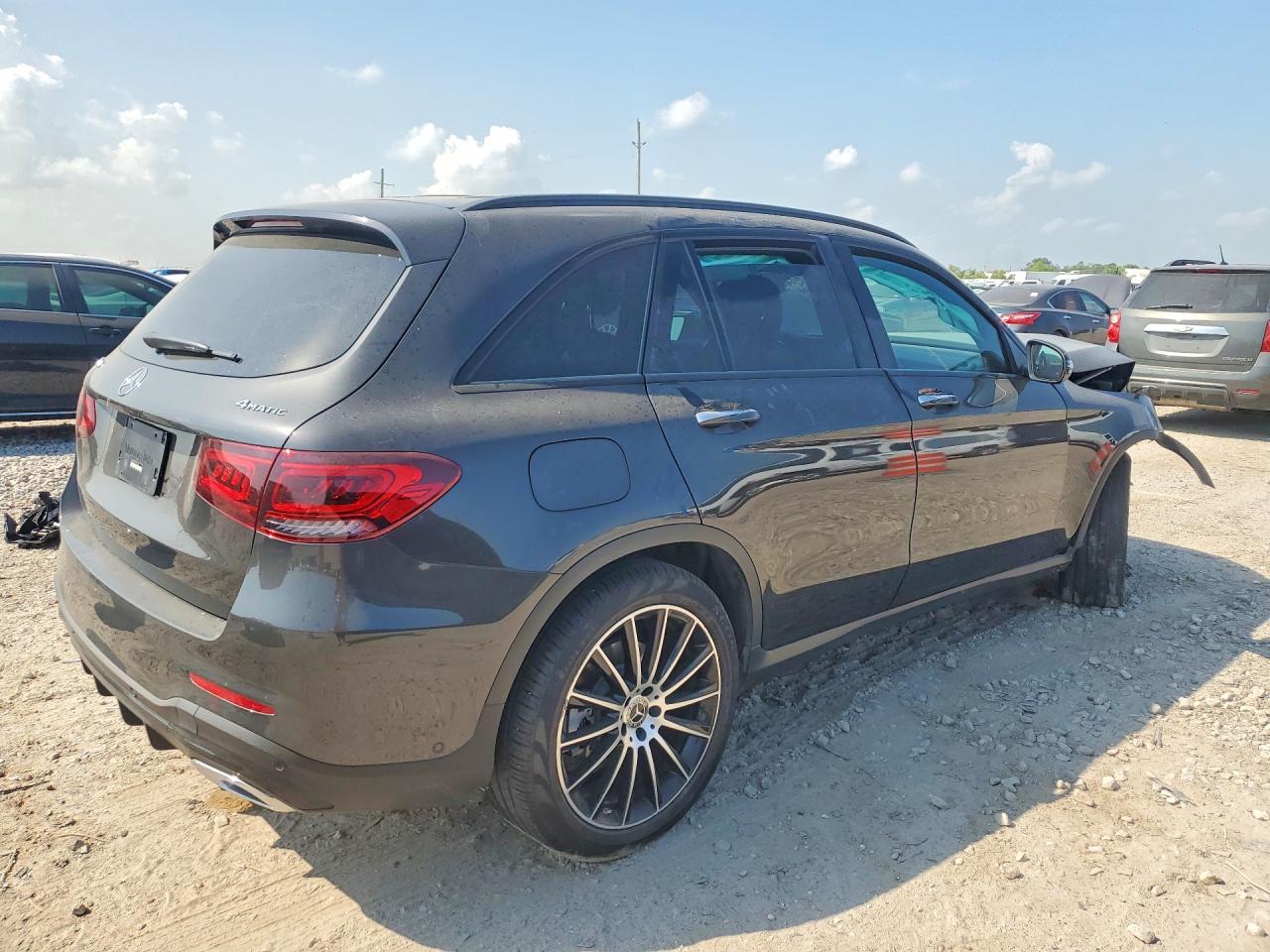 2022 MERCEDES-BENZ GLC 300 4MATIC — снимка 3