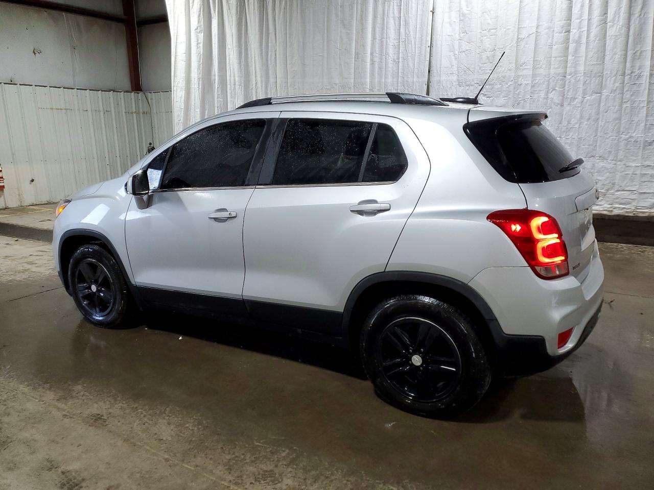 2020 CHEVROLET TRAX 1LT — снимка 2