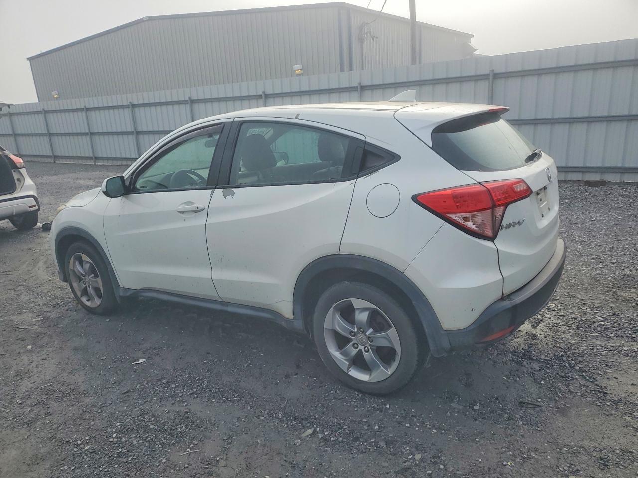 2017 HONDA HR-V LX — снимка 2