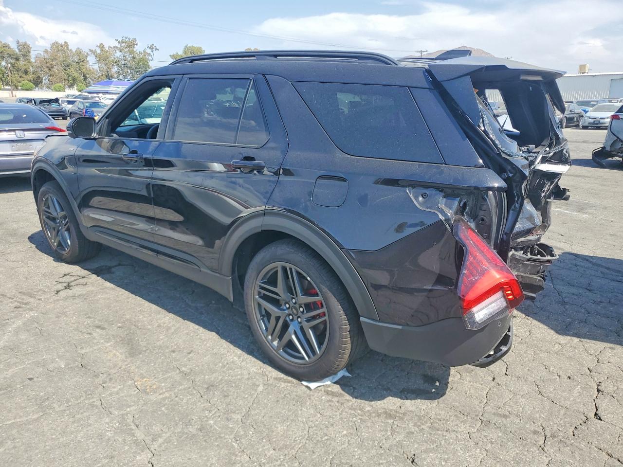 2026 FORD EXPLORER ST-LINE — снимка 2