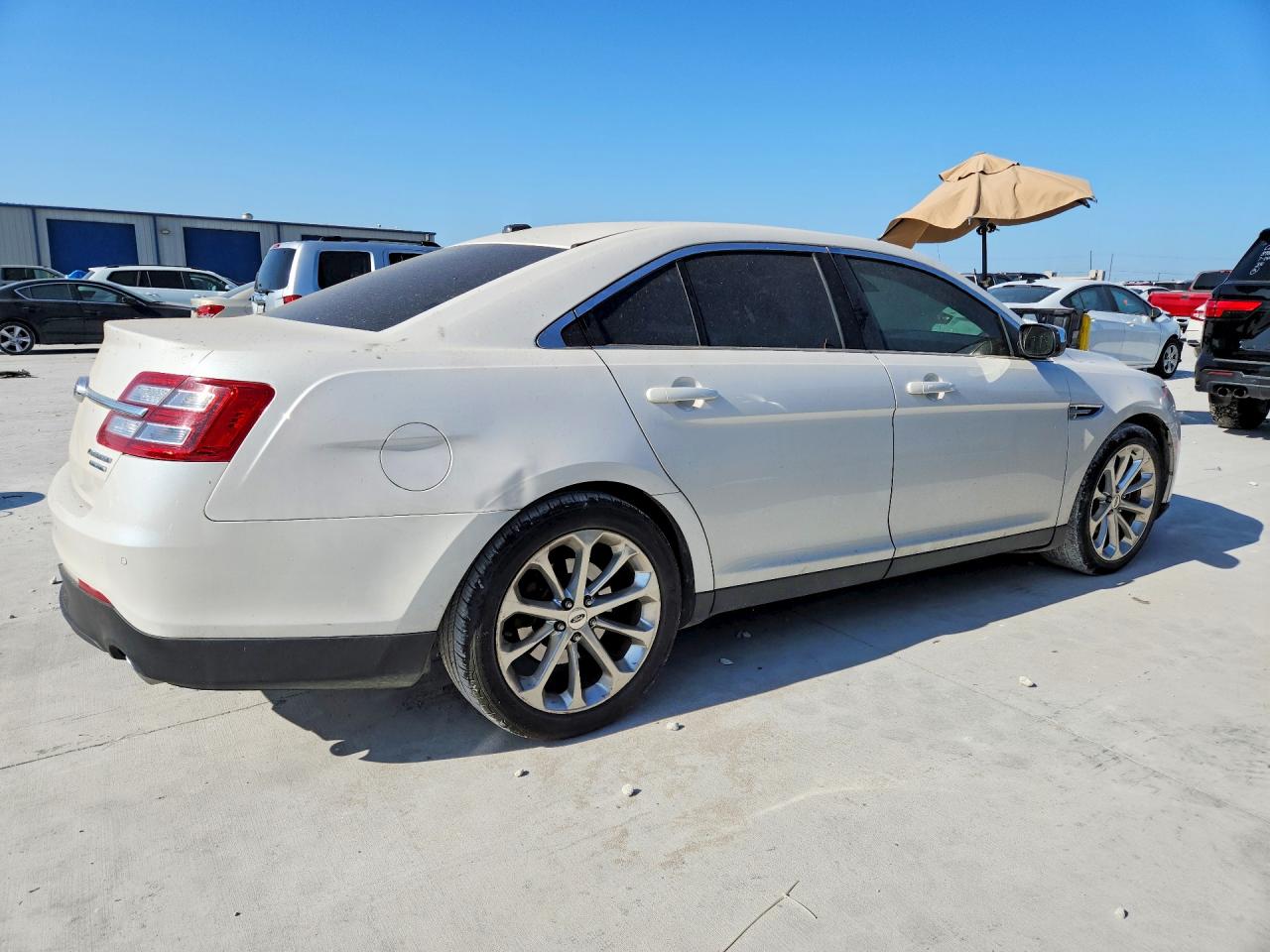 2015 FORD TAURUS LIMITED — снимка 3