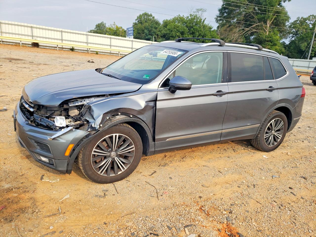 2018 VOLKSWAGEN TIGUAN SE