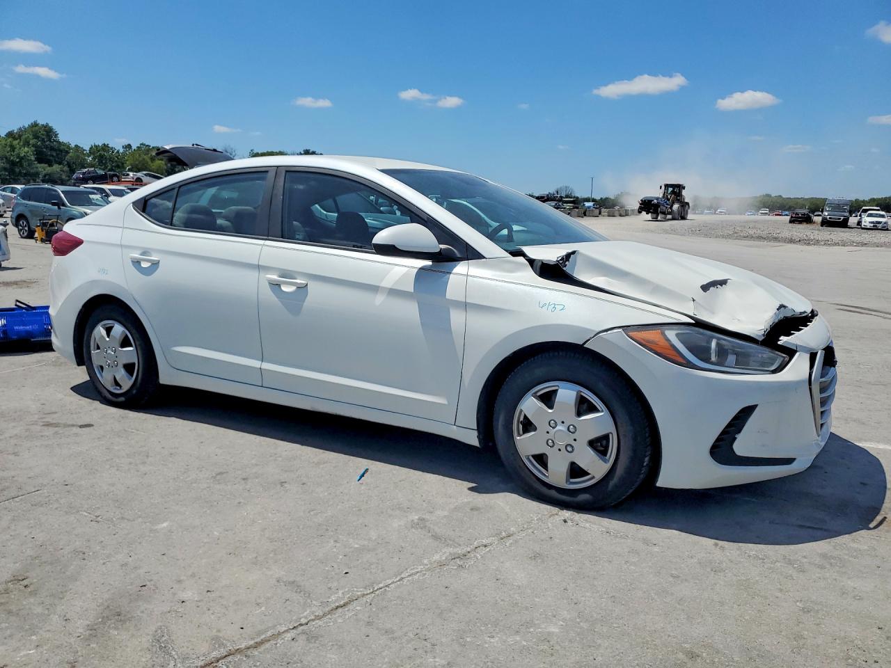 2017 HYUNDAI ELANTRA SE — снимка 4