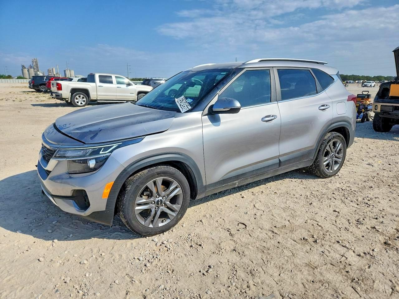 2022 KIA SELTOS S