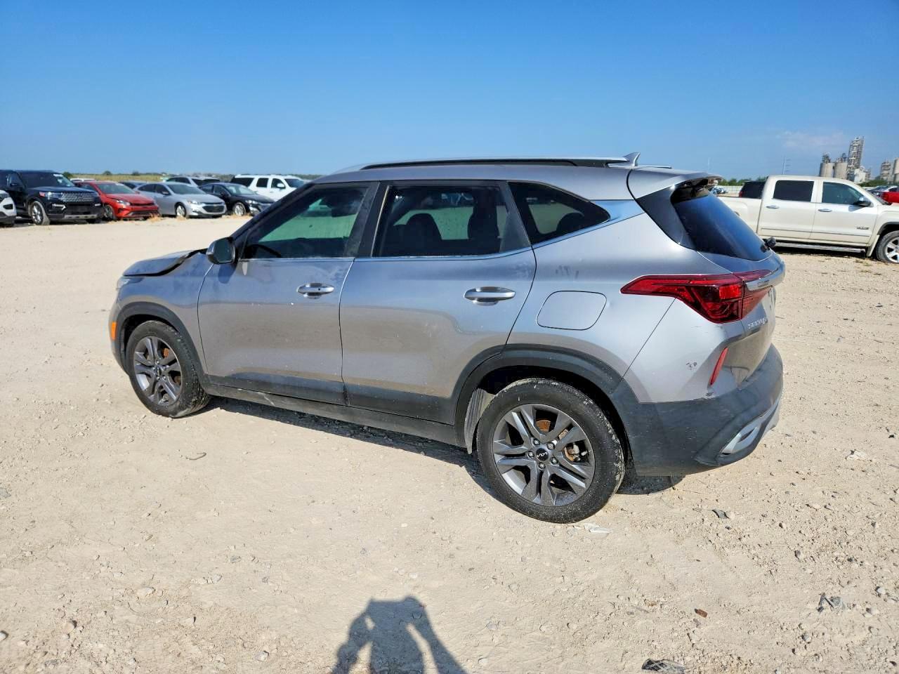 2022 KIA SELTOS S — снимка 2