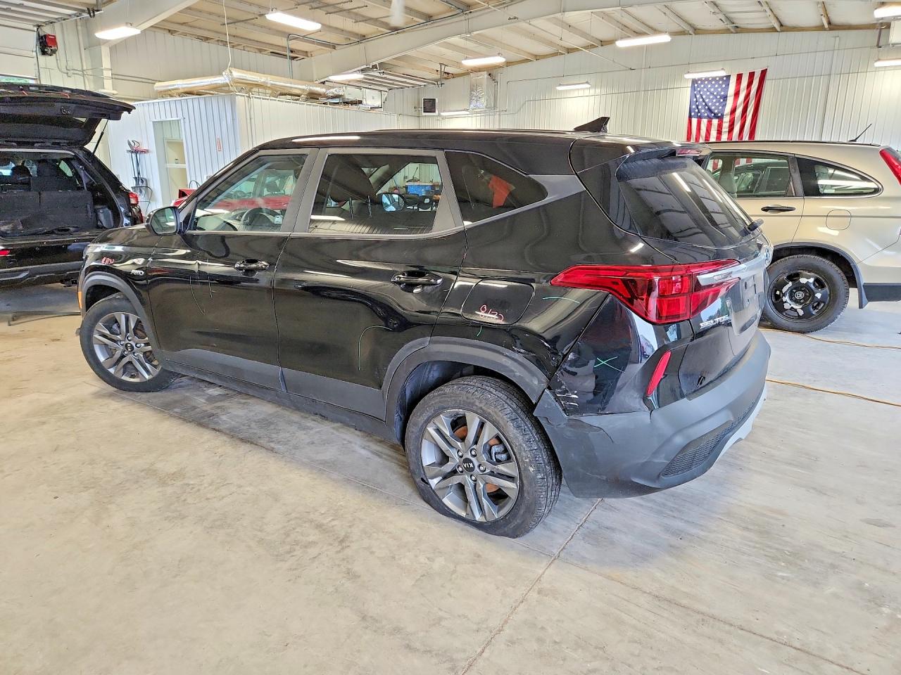 2021 KIA SELTOS LX — снимка 2