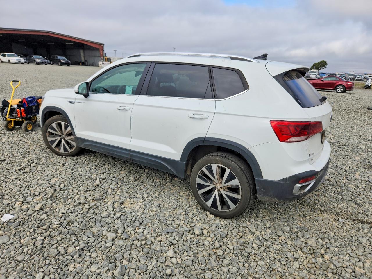 2022 VOLKSWAGEN TAOS SE IQ DRIVE — снимка 2