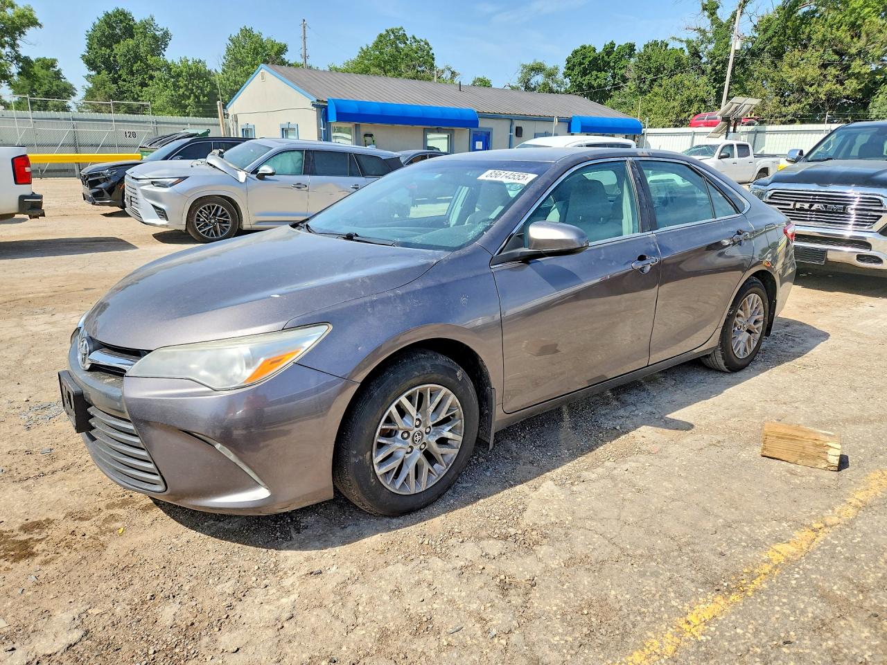 2017 TOYOTA CAMRY LE