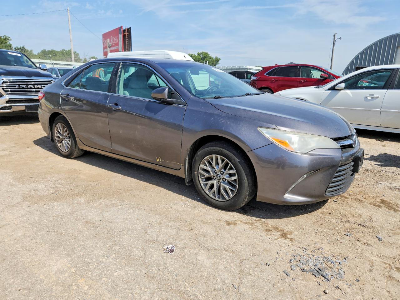 2017 TOYOTA CAMRY LE — снимка 4