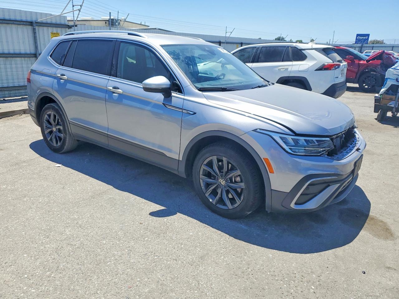 2024 VOLKSWAGEN TIGUAN SE — снимка 4