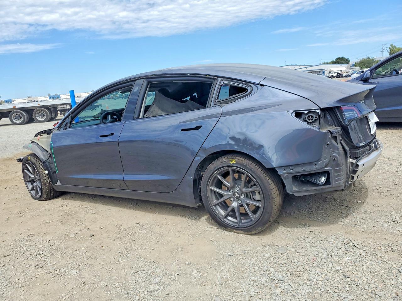 2022 TESLA MODEL 3 — снимка 2