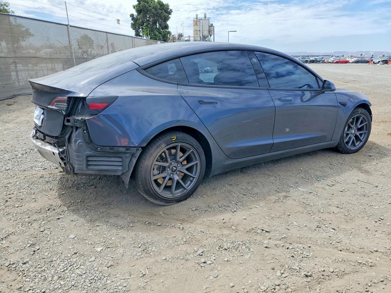 2022 TESLA MODEL 3 — снимка 3