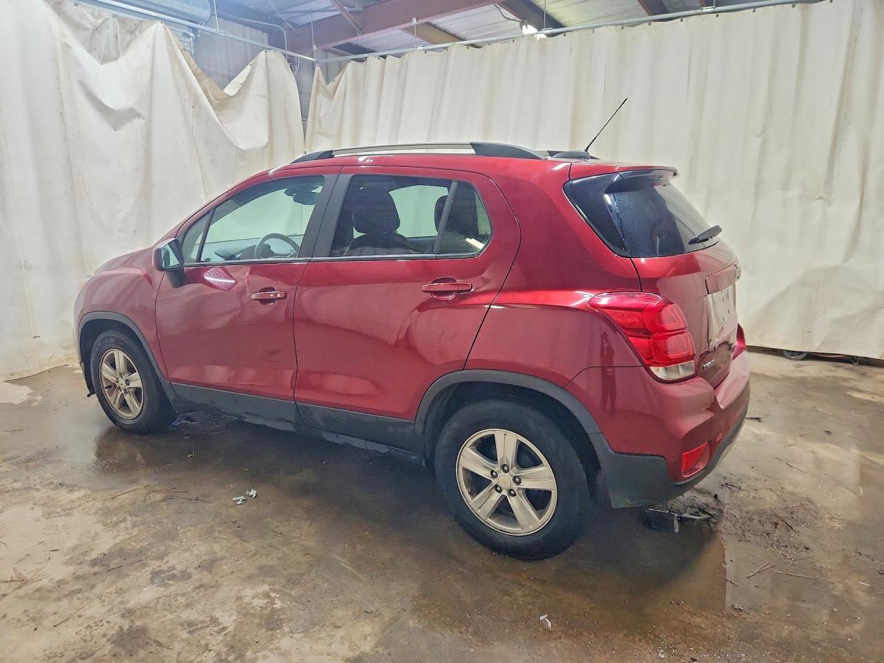 2021 CHEVROLET TRAX 1LT — снимка 2