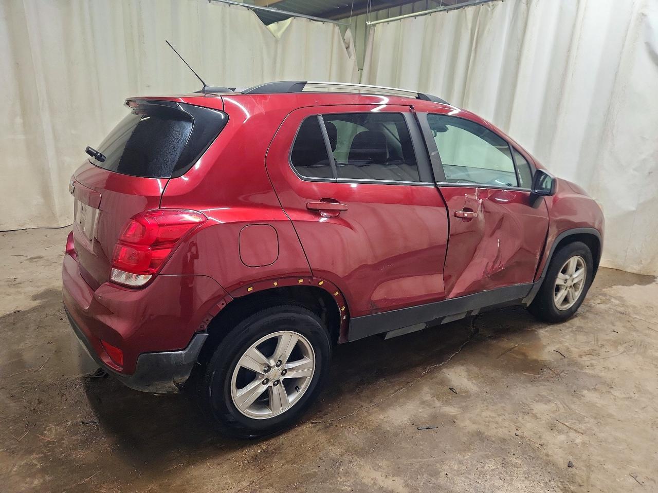 2021 CHEVROLET TRAX 1LT — снимка 3