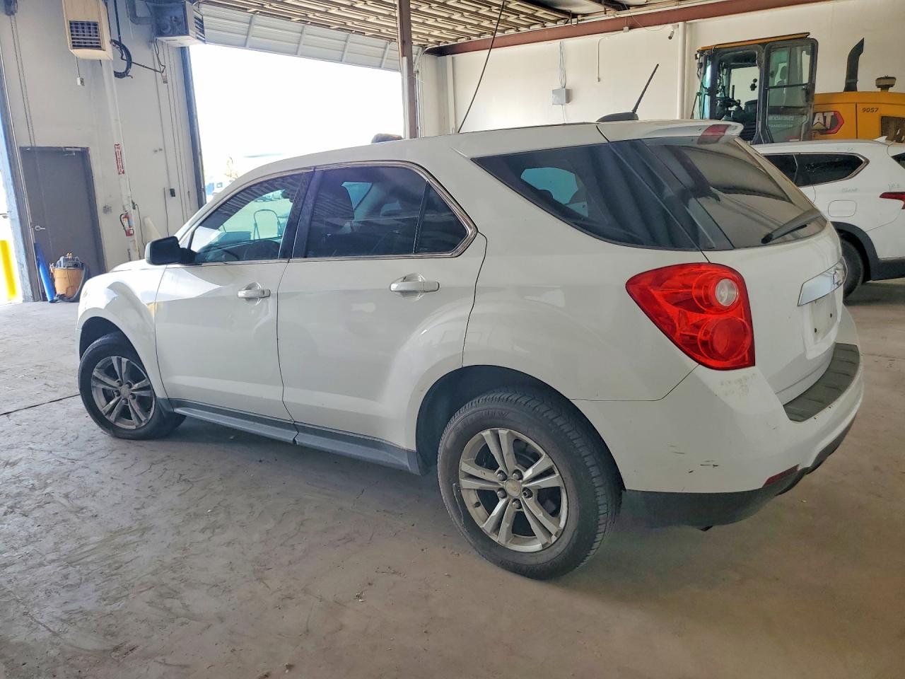 2015 CHEVROLET EQUINOX LS — снимка 2