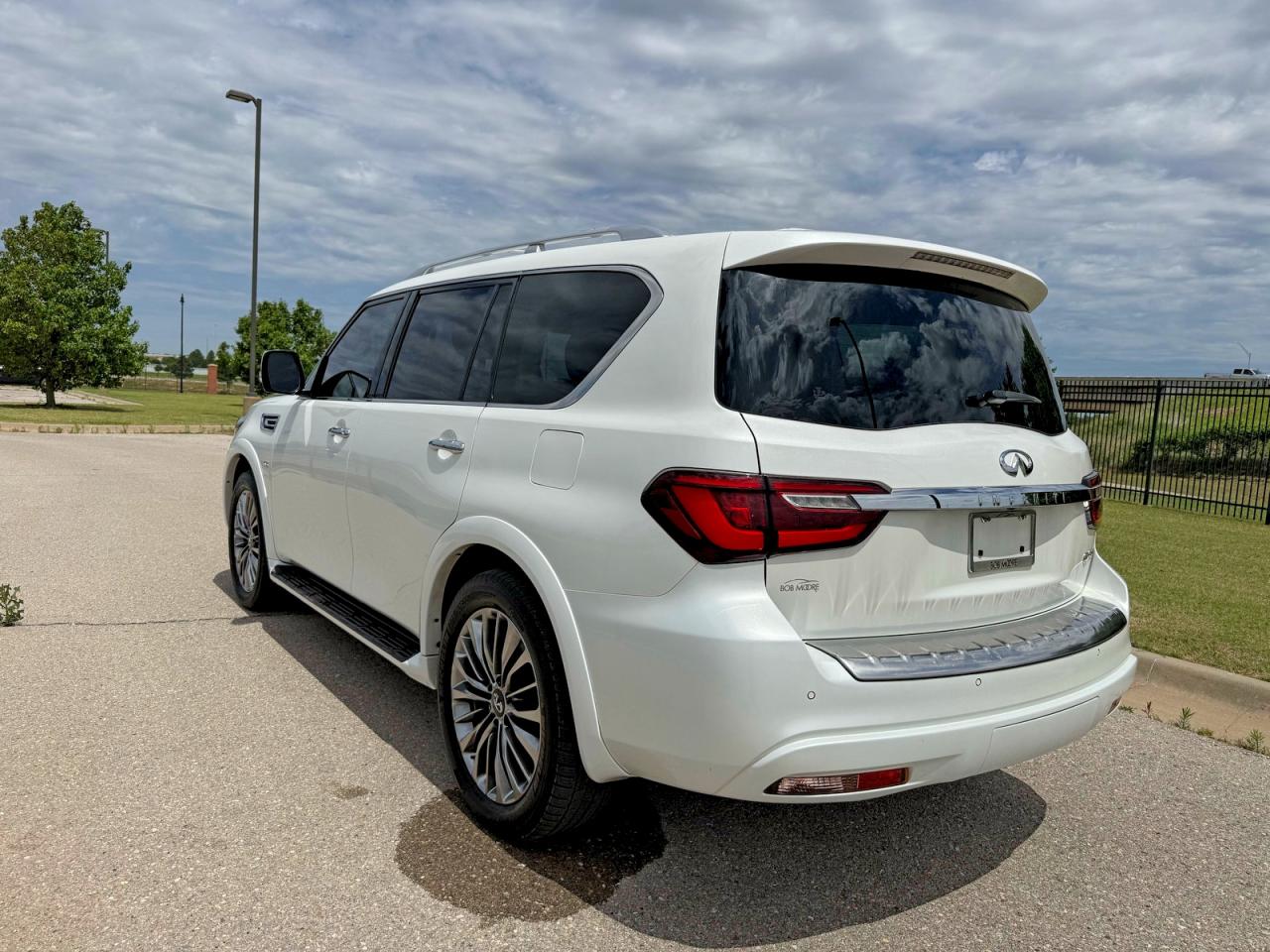 2019 INFINITI QX80 LUXE — снимка 3