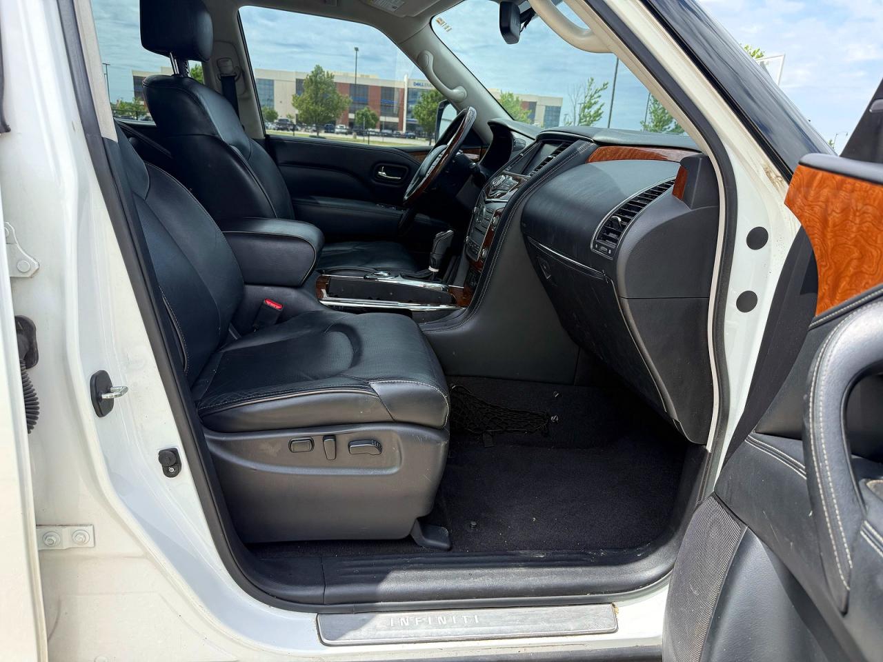 2019 INFINITI QX80 LUXE — снимка 5