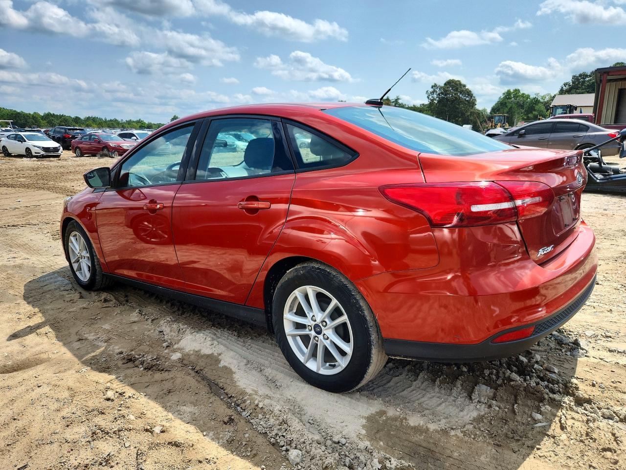 2018 FORD FOCUS SE — снимка 2