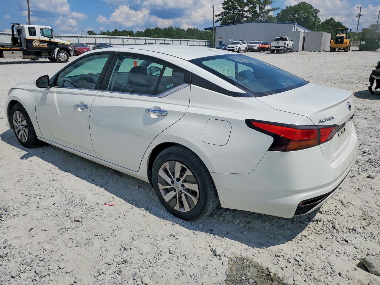 2020 NISSAN ALTIMA S — снимка 2