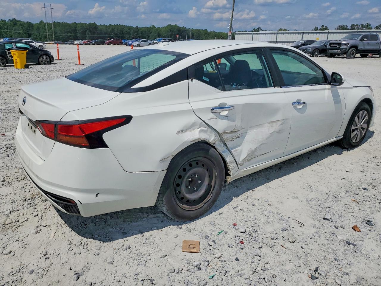 2020 NISSAN ALTIMA S — снимка 3