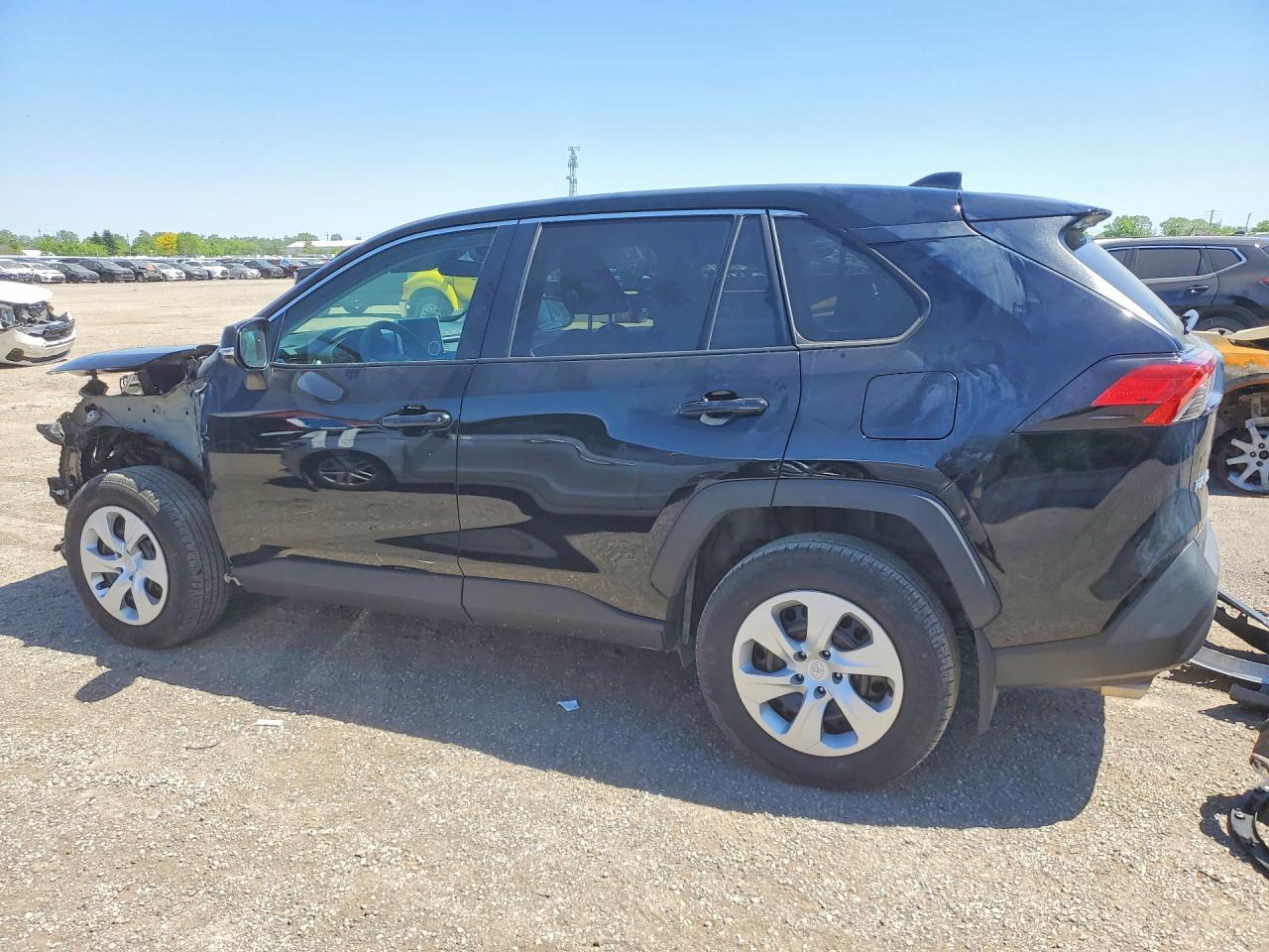 2025 TOYOTA RAV4 LE — снимка 2