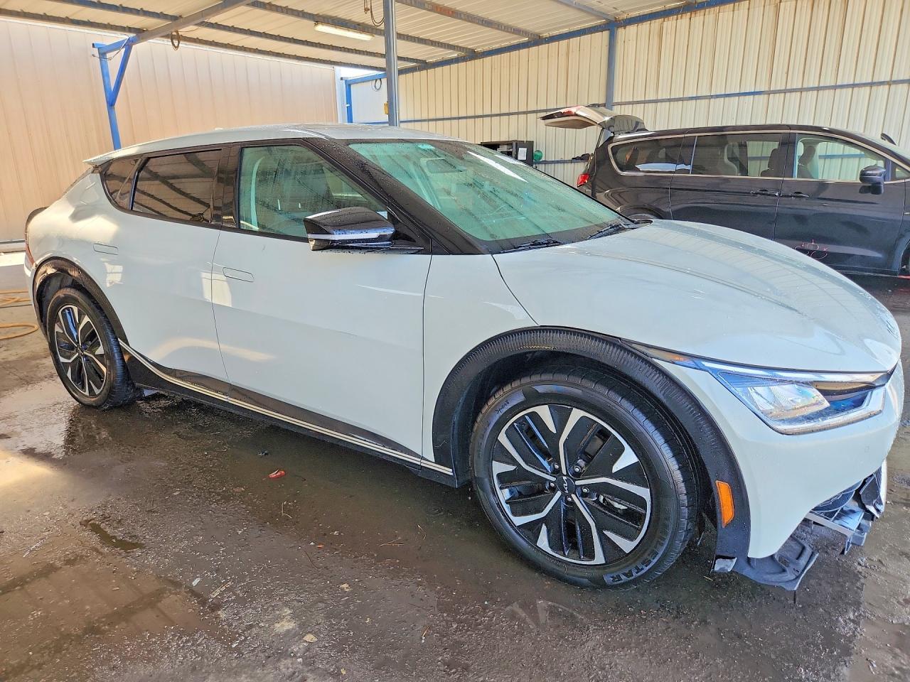2023 KIA EV6 WIND — снимка 4