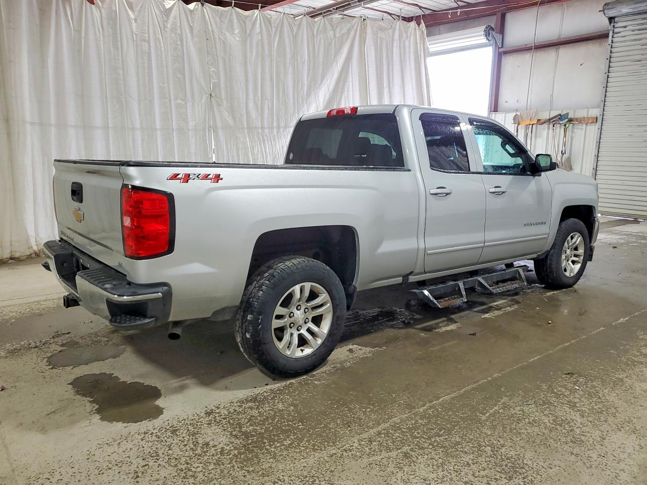 2018 CHEVROLET SILVERADO K1500 LT — photo 3