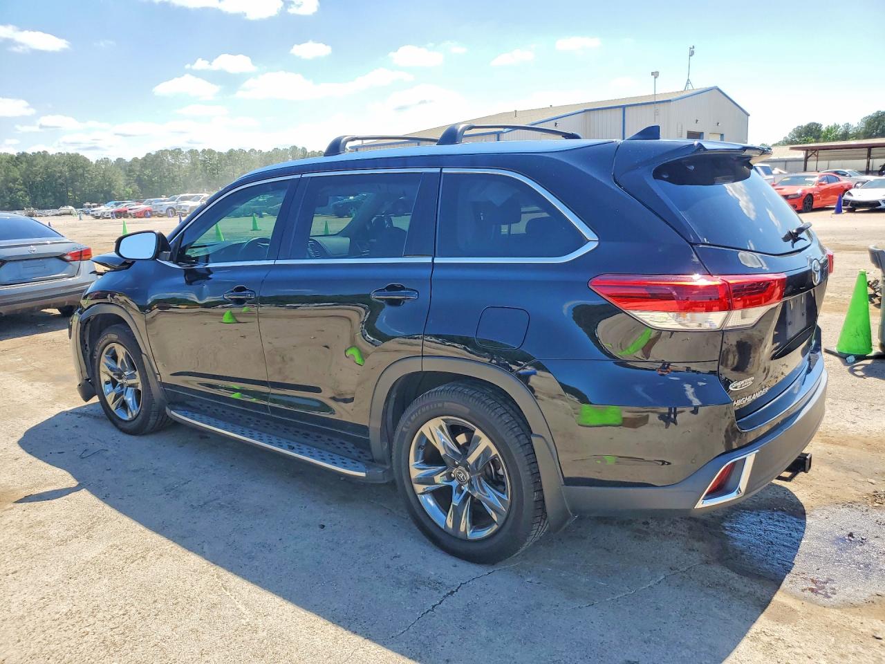 2018 TOYOTA HIGHLANDER LIMITED PLATINUM — снимка 2
