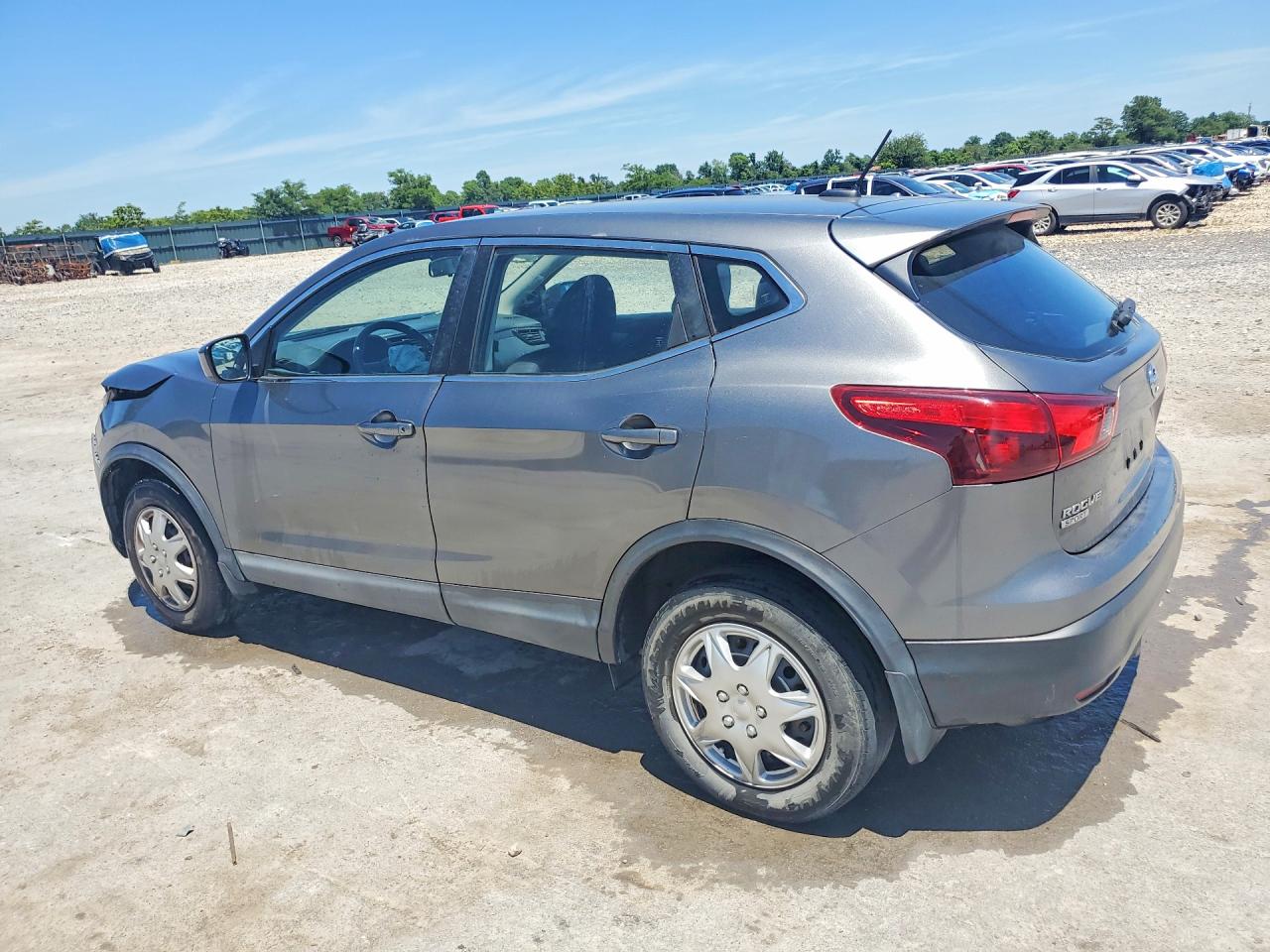 2017 NISSAN ROGUE SPORT S — снимка 2