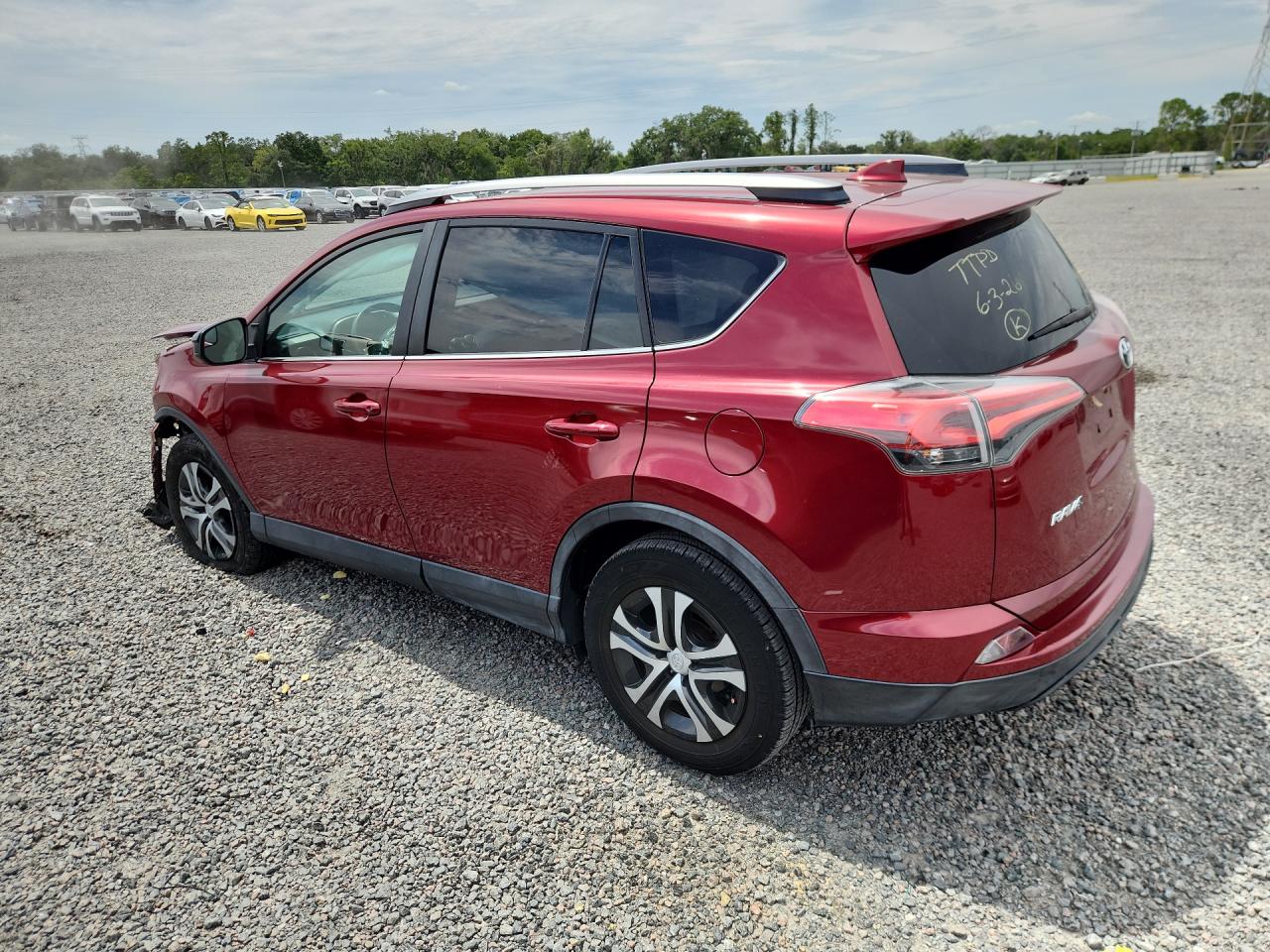 2018 TOYOTA RAV4 LE — снимка 2
