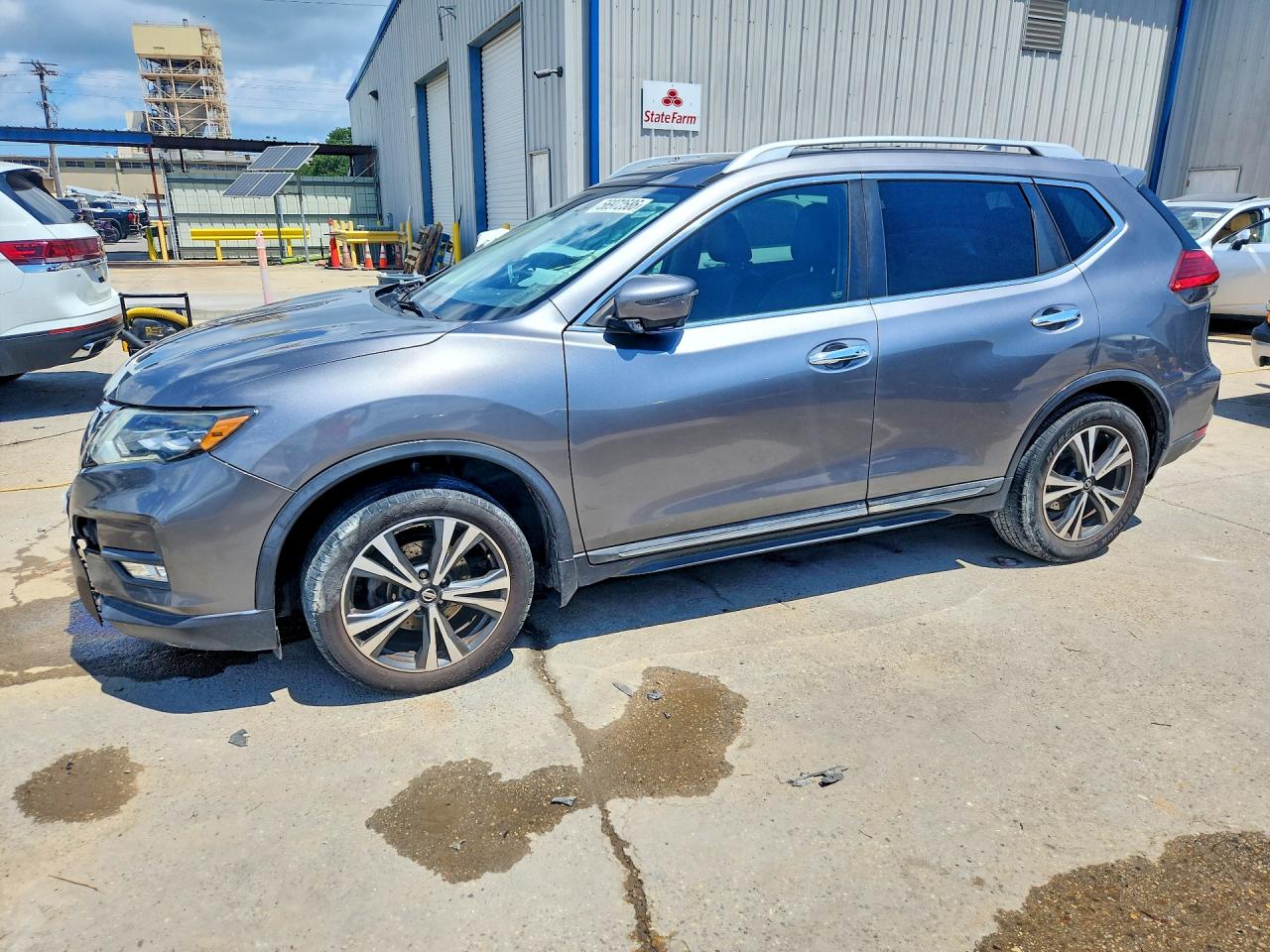 2017 NISSAN ROGUE SL