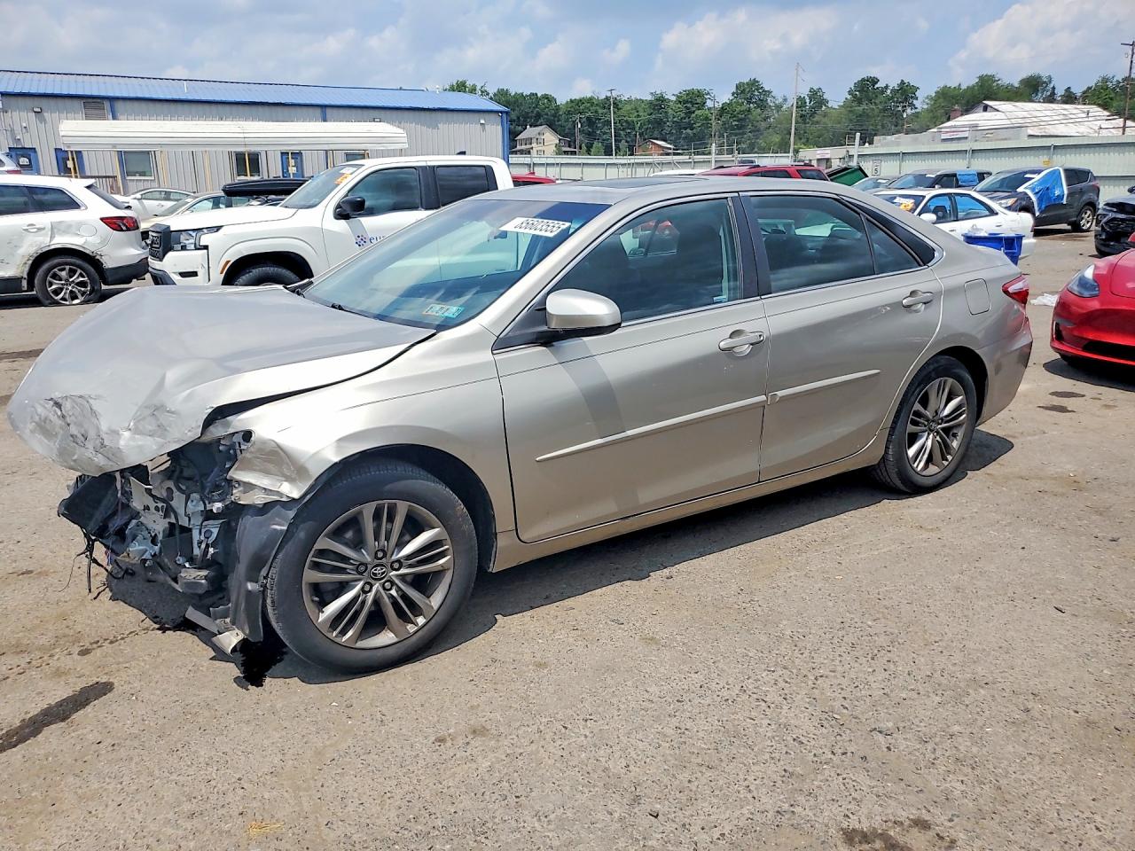 2017 TOYOTA CAMRY SE