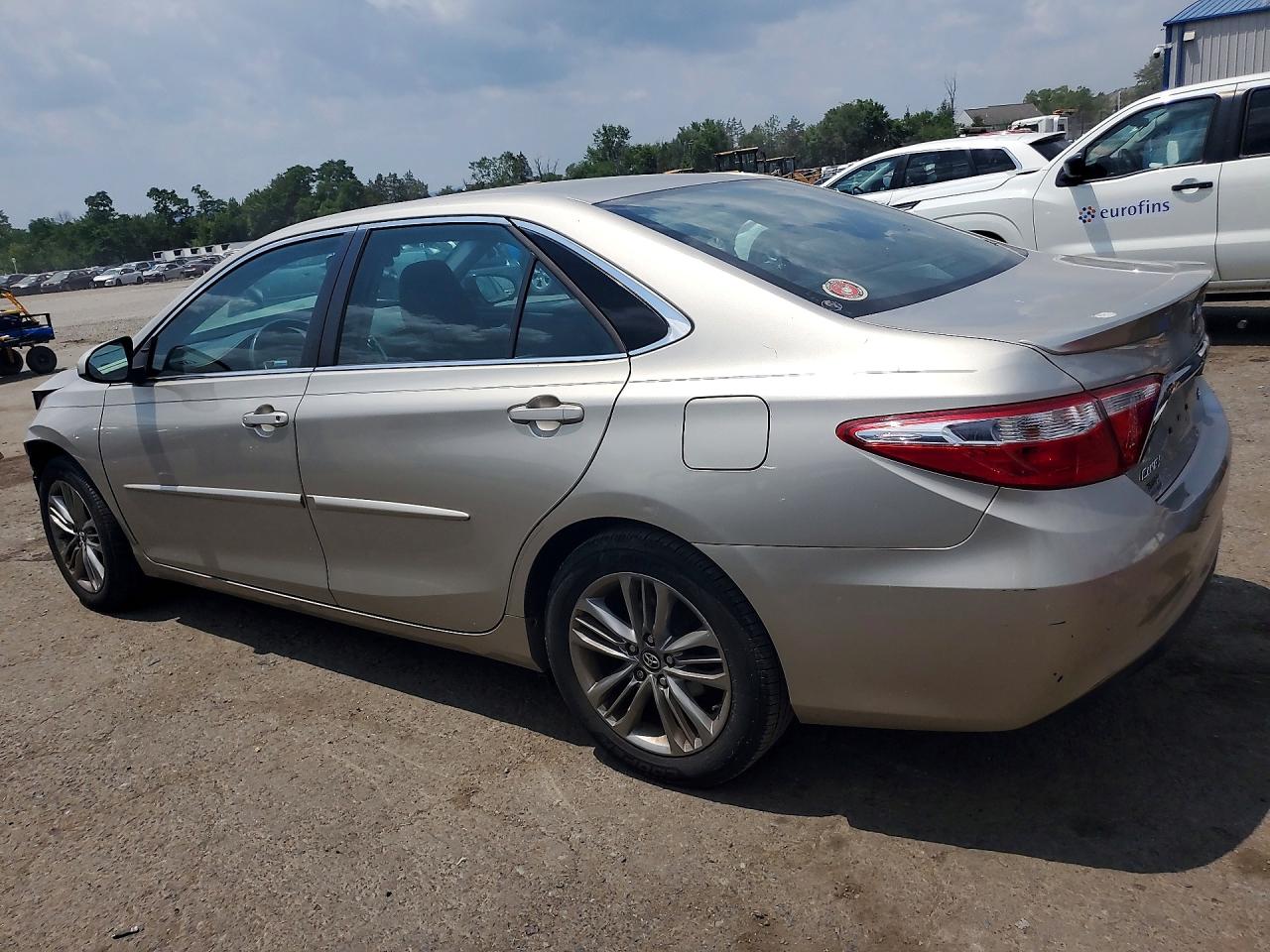 2017 TOYOTA CAMRY SE — снимка 2