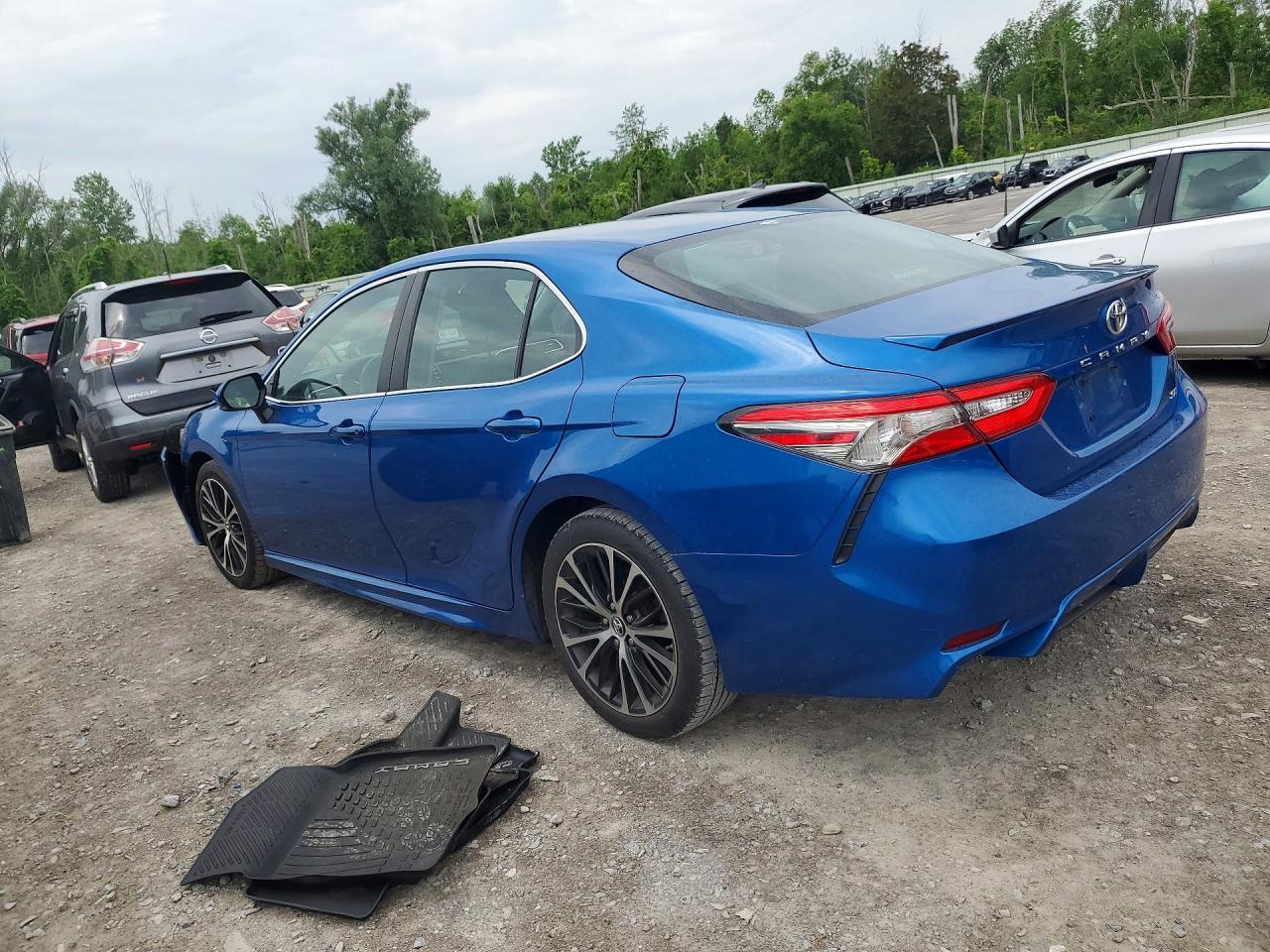 2018 TOYOTA CAMRY SE — снимка 2