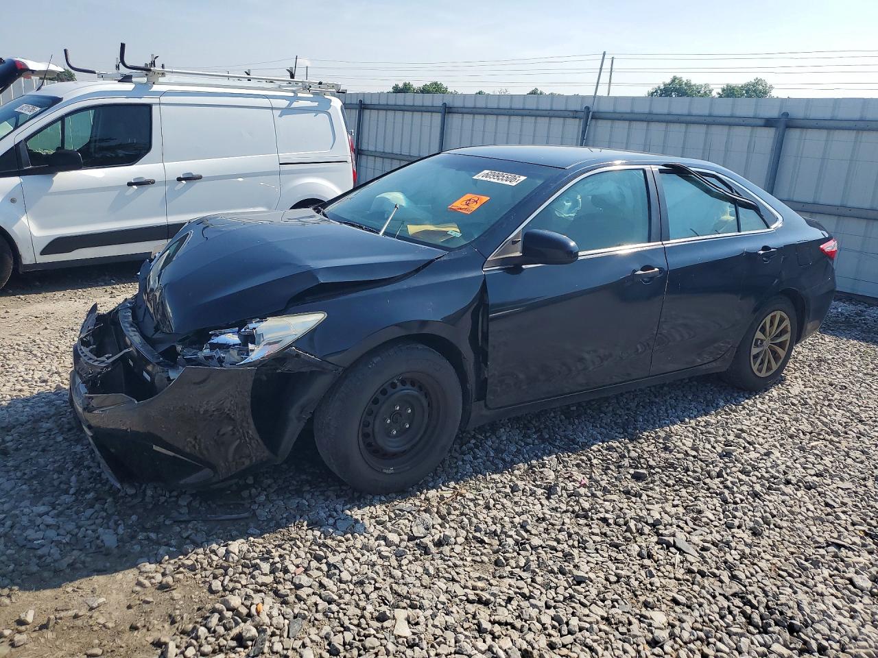 2016 TOYOTA CAMRY LE