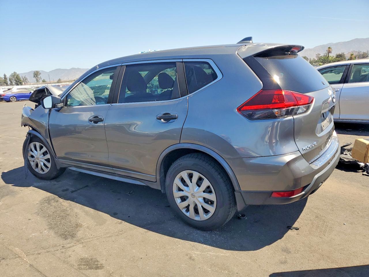 2018 NISSAN ROGUE S — снимка 2