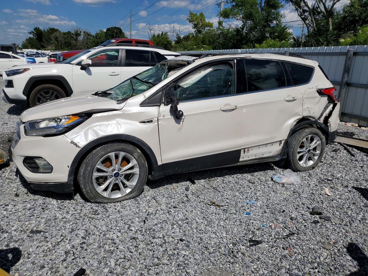 2018 FORD ESCAPE SEL