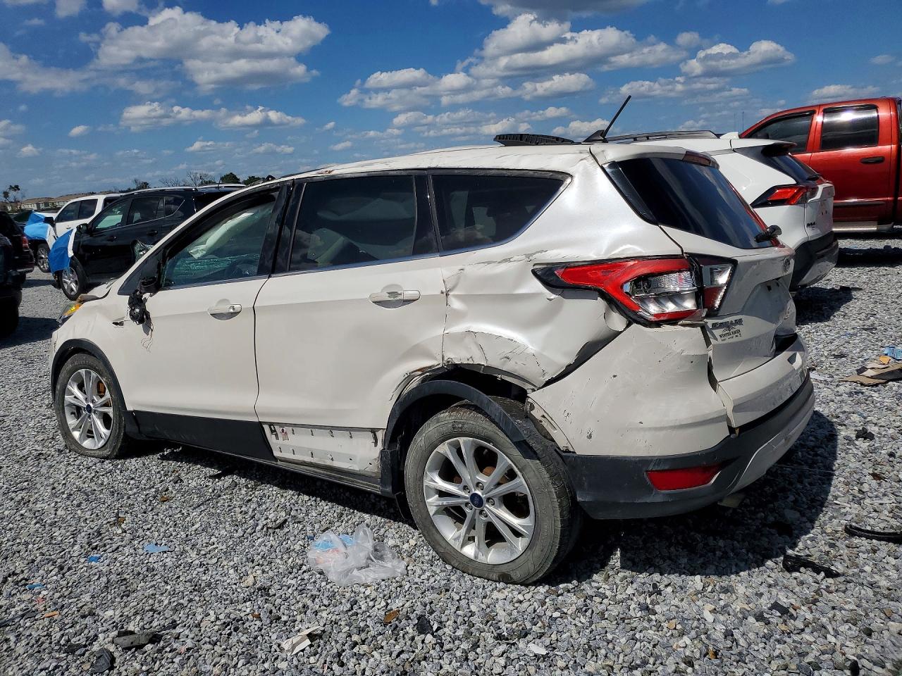 2018 FORD ESCAPE SEL — снимка 2